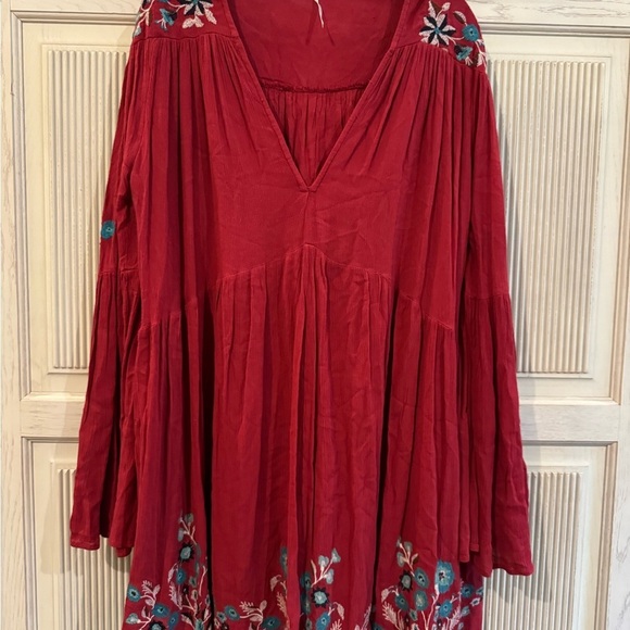 FREE PEOPLE Red Floral Te Amo Bohemian Mini Dress, Large - Picture 4 of 16